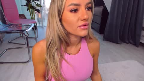 Anna online show from 12/13/24, 01:44