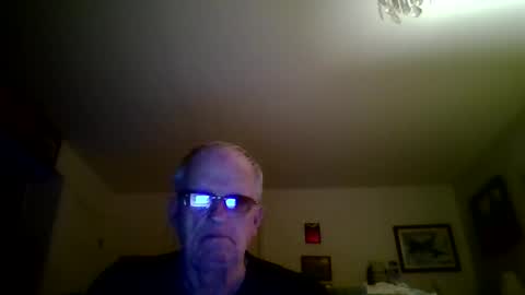 Snapshot of spongebobpineapple70 chatting on 05/13/26, 01:58 spongebobpineapple70 online show from 05/13/26, 01:58