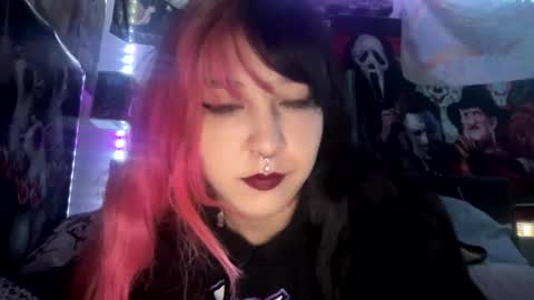 Pixie online show from 09/09/25, 04:06