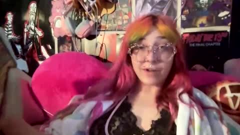 Pixie online show from 05/07/26, 04:23