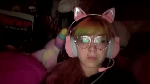 Pixie online show from 05/08/26, 05:46