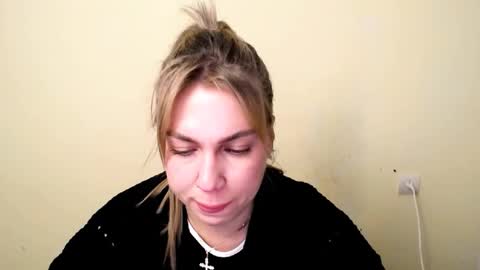 Karina online show from 05/01/26, 07:57