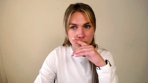 Karina online show from 05/04/26, 08:10