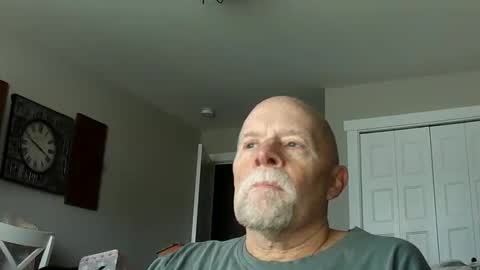 Snapshot of sportfish chatting on 11/23/25, 10:53 sportfish online show from 11/23/25, 10:53