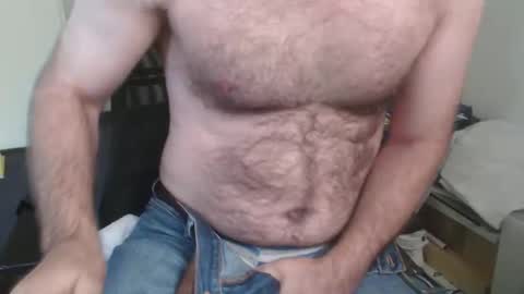 Snapshot of sportyplay1 chatting on 09/15/25, 12:43 sportyplay1 online show from 09/15/25, 12:43