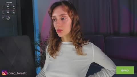 Lilly  online Monday - Friday ask time in pm online show from 10/01/25, 04:13