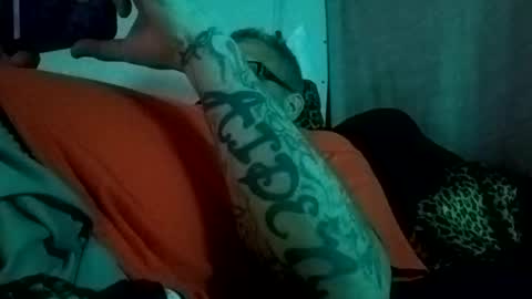 Snapshot of springer007 chatting on 09/30/25, 03:00 Jsmitty and she so sexy online show from 09/30/25, 03:00