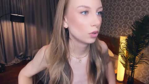 Snapshot of springsechler chatting on 03/09/26, 02:21 Amy online show from 03/09/26, 02:21