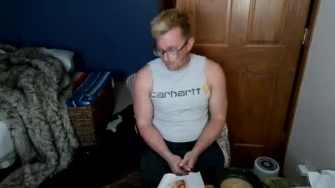 Snapshot of spun_redneck chatting on 03/23/26, 12:47 Spun Redneck online show from 03/23/26, 12:47