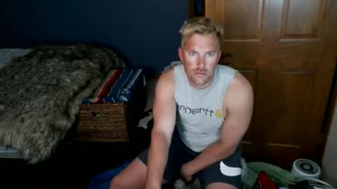 Snapshot of spun_redneck chatting on 04/19/26, 12:54 Spun Redneck online show from 04/19/26, 12:54