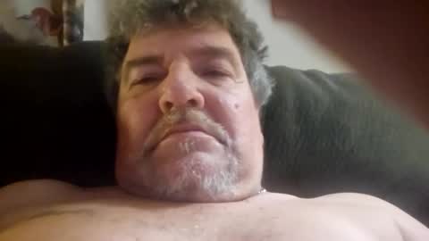 Snapshot of spunfun4269 chatting on 12/15/25, 10:52 spunfun4269 online show from 12/15/25, 10:52