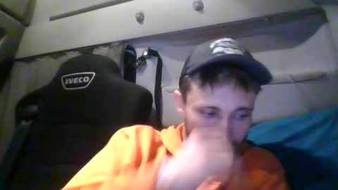 spyco82 online show from 02/04/25, 05:01