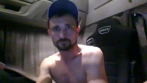 spyco82 online show from 11/20/25, 07:13