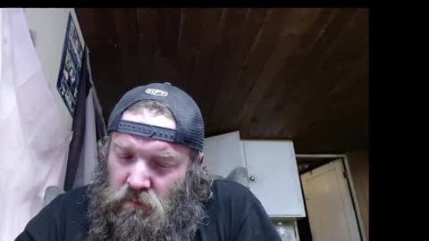Snapshot of squegly chatting on 04/06/26, 08:04 Bryan online show from 04/06/26, 08:04