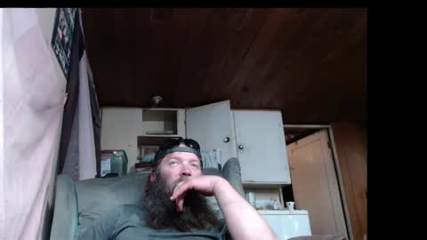 Snapshot of squegly chatting on 04/30/26, 09:48 Bryan online show from 04/30/26, 09:48