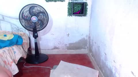 valeria online show from 01/15/25, 12:41