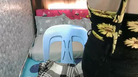 Snapshot of squirt_girlx22 chatting on 11/17/25, 10:48 PLEASURE HERE ANGEL FULL FACE IN PVT online show from 11/17/25, 10:48