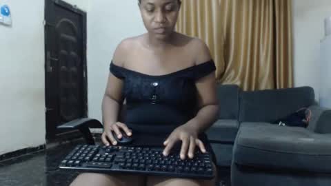 Snapshot of squirtcunt_xola chatting on 03/17/26, 04:28 melanie online show from 03/17/26, 04:28