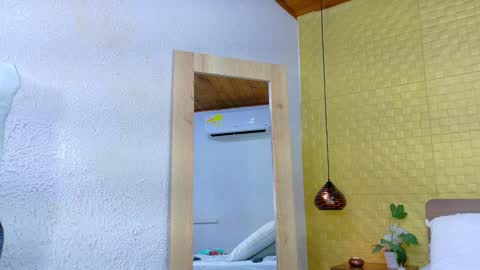 Snapshot of squirter_girl69 chatting on 02/07/25, 06:56 squirter_girl69 online show from 02/07/25, 06:56