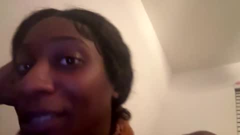Snapshot of squirtgawdess3 chatting on 04/28/26, 06:40 Squirt gawdess online show from 04/28/26, 06:40