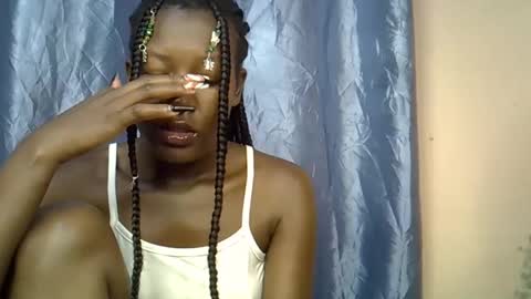 Snapshot of squirting_freak chatting on 09/19/25, 10:05 squirting_freak online show from 09/19/25, 10:05