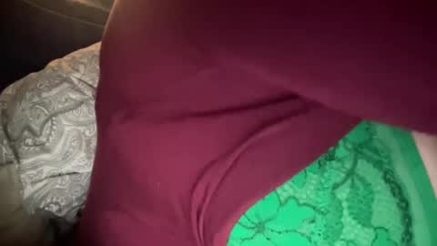 Snapshot of squirtsesh chatting on 02/15/26, 06:21 squirtsesh online show from 02/15/26, 06:21