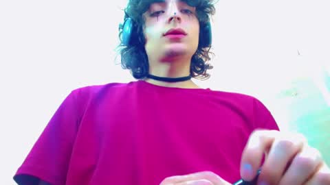 ethan online show from 10/31/25, 02:18