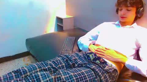 ethan online show from 01/13/26, 02:33