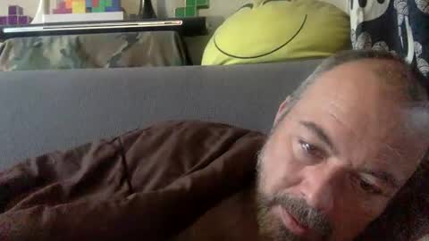 Snapshot of srekos38 chatting on 01/05/25, 07:49 srekos38 online show from 01/05/25, 07:49