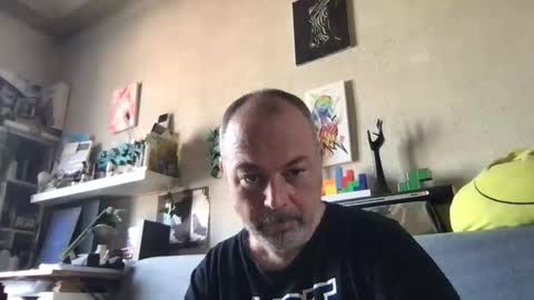 Snapshot of srekos38 chatting on 10/19/25, 09:43 srekos38 online show from 10/19/25, 09:43