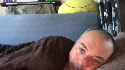 Snapshot of srekos38 chatting on 02/25/26, 08:02 srekos38 online show from 02/25/26, 08:02