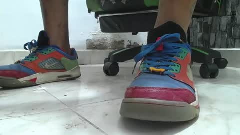 sr master cum its my old account online show from 06/26/26, 12:15