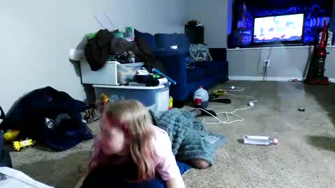 sriley386444137 online show from 02/12/25, 08:38