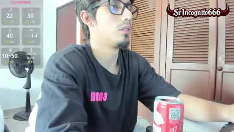Snapshot of srincognito666 chatting on 07/17/26, 04:45 srincognito666 online show from 07/17/26, 04:45