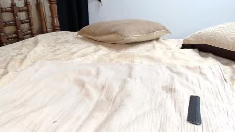 .          . online show from 02/07/25, 02:58