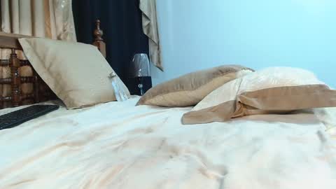 .          . online show from 02/25/25, 03:05