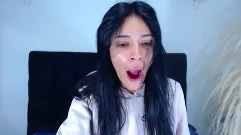 .          . online show from 06/12/26, 12:04