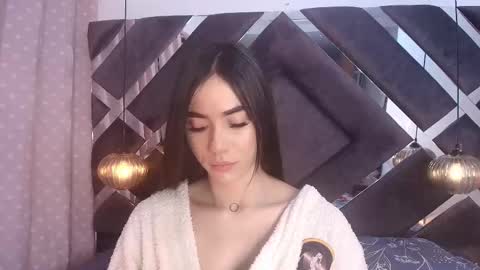 samantha online show from 03/09/25, 07:15