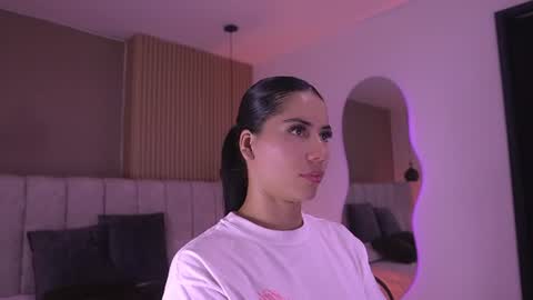 samantha online show from 07/04/26, 07:20