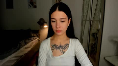 Snapshot of ssash1mii chatting on 02/06/26, 09:40 Hey guys i miss you so much online show from 02/06/26, 09:40