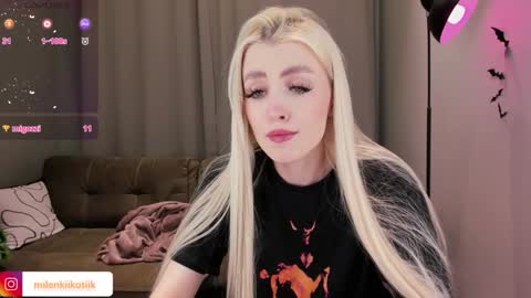 Alexandra online show from 12/17/24, 07:48