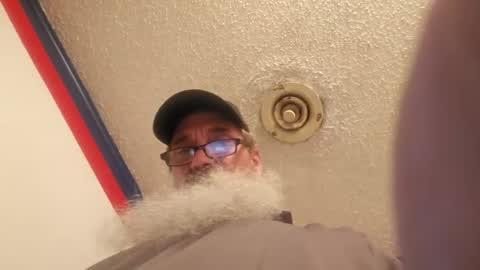 Snapshot of ssdrums3 chatting on 09/27/25, 05:07 ssdrums3 online show from 09/27/25, 05:07