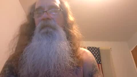 Snapshot of ssdrums3 chatting on 12/23/25, 06:22 ssdrums3 online show from 12/23/25, 06:22