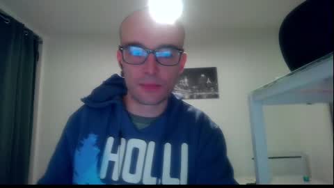 Snapshot of ssenzo chatting on 01/04/25, 06:40 ssenzo online show from 01/04/25, 06:40