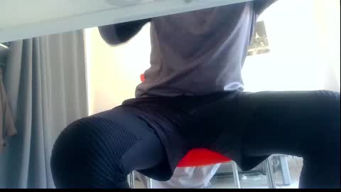 Snapshot of ssenzo chatting on 02/09/25, 12:08 ssenzo online show from 02/09/25, 12:08