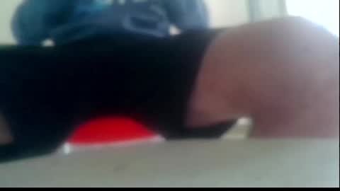 Snapshot of ssenzo chatting on 02/23/25, 07:33 ssenzo online show from 02/23/25, 07:33