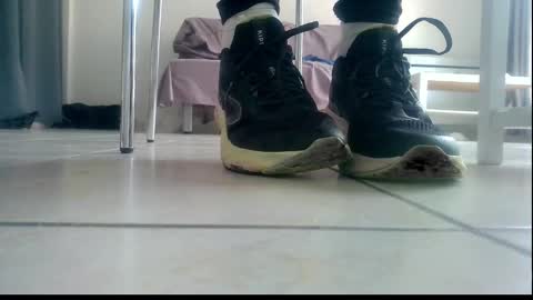 Snapshot of ssenzo chatting on 01/08/26, 10:06 ssenzo online show from 01/08/26, 10:06