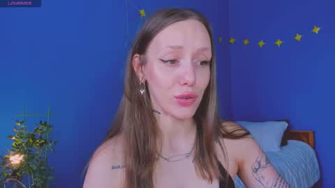 Snapshot of sshawty chatting on 09/10/25, 05:18 Anni if Im offline for a long time Im depressed feel free to support me offline online show from 09/10/25, 05:18