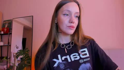 Anni if Im offline for a long time Im depressed feel free to support me offline online show from 04/16/26, 11:44