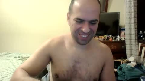 Snapshot of sstrasser chatting on 12/28/24, 01:39 ShYgUy online show from 12/28/24, 01:39